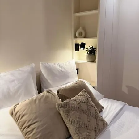 Appartamento Le Cocon Des Sablons - Tour Eiffel Champs Elysées Parigi