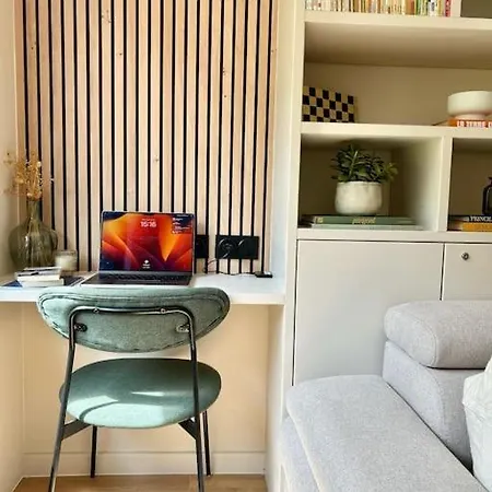 Apartment Le Cocon Des Sablons - Tour Eiffel Champs Elysees Paris